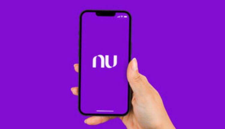 NOVO serviço do Nubank para celular DESPERTA interesse dos clientes