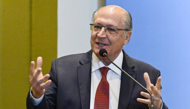 Alckmin ANUNCIA que percentual de álcool na gasolina pode aumentar para 30%