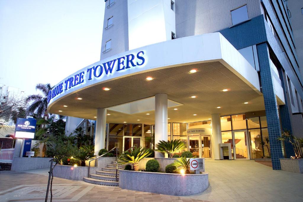 Blue Tree Hotels ABRE VAGAS para Garçom, Auxiliar e mais!