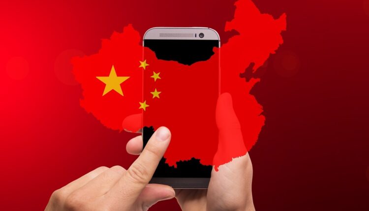 Uso de internet por jovens na China - veja o que muda