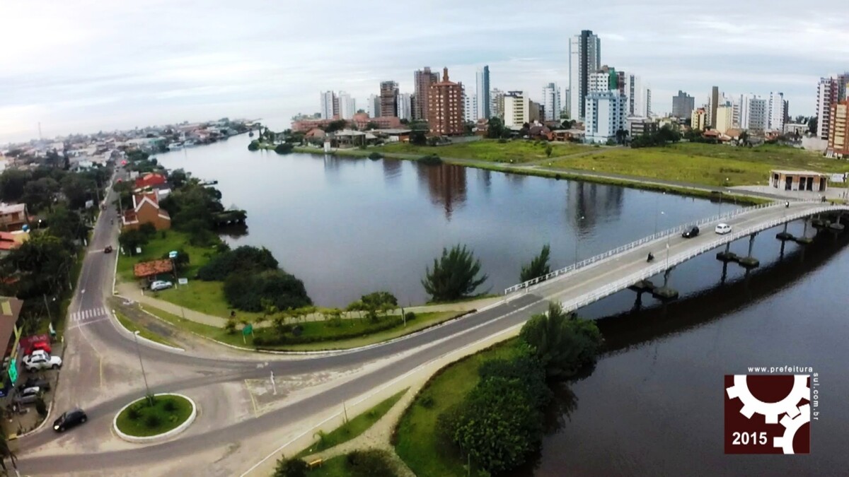 Concurso Santa Catarina: Passo de Torres oferta vagas com salários até R$ 16,5 mil