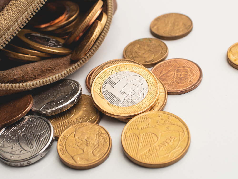 EXCELENTE NOTÍCIA: Estes detalhes nas moedas de 5 e 50 centavos podem valer R$ 1 mil se você fizer ISSO! Confira