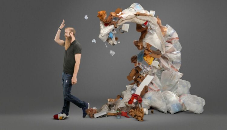 Jogar lixo nas ruas dá multa_ Descubra agora - Reprodução Canva