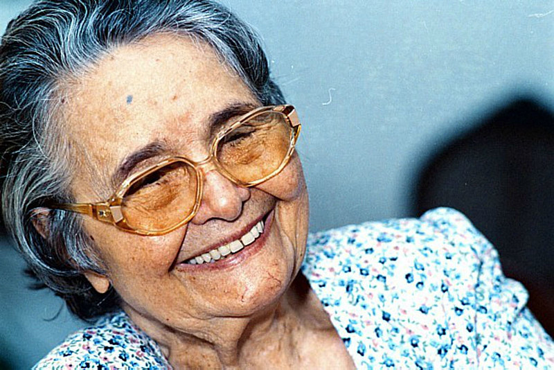 A escritora Rachel de Queiroz foi a primeira mulher galardoada com o Prêmio Camões. Imagem: Divulgação