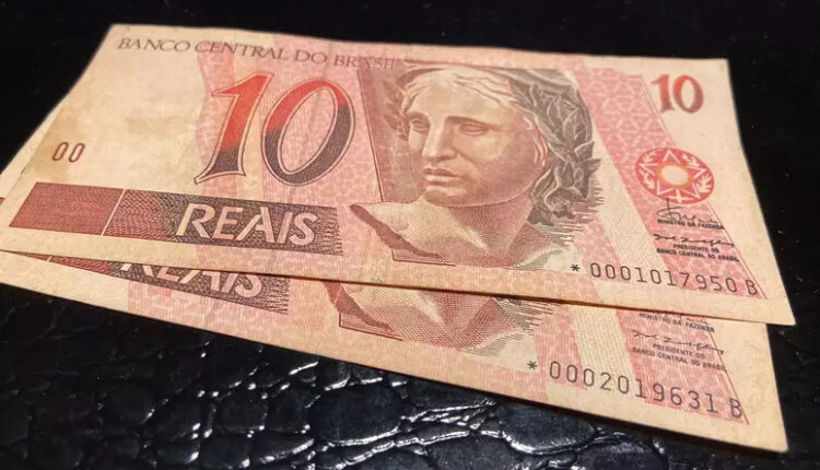 Cédula de R$ 10 com asterisco pode valer até R$ 4 mil