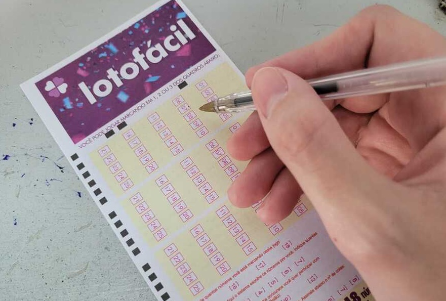 Concurso 2871 da Lotofácil acumula e loteria pode pagar R$ 4 milhões; veja  a chance de ganhar - Rádio Itatiaia