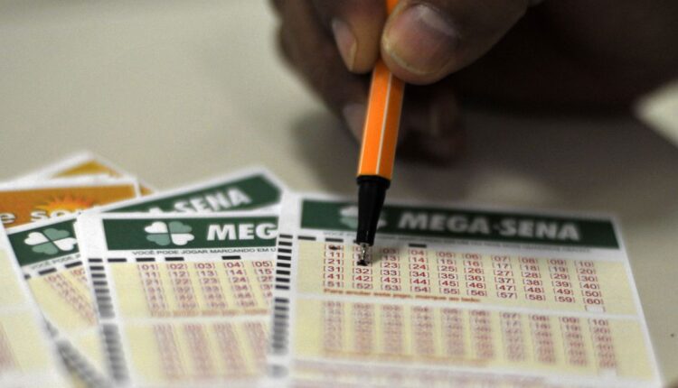 A Caixa Econômica Federal realiza sorteios diários das Loterias.