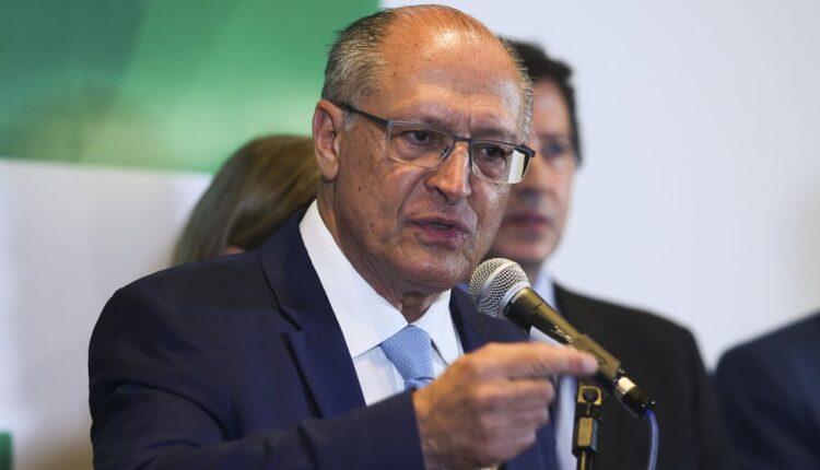 Alckmin anunciou fim do Bolsa Família? Entenda a verdade
