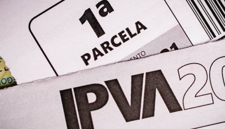 Brasileiros em FESTA: Motoristas podem aproveitar isenção do IPVA; veja como