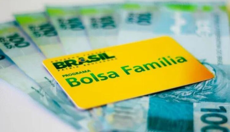 BOLSA FAMÍLIA: Novo Programa Social ficou mais caro, mas beneficia famílias menores