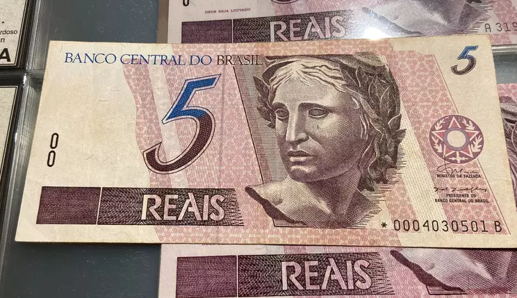 Descubra o segredo das CÉDULAS de 5 REAIS: detalhe na numeração pode render mais de R$400