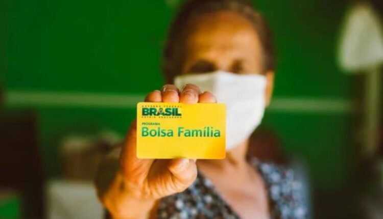 Governo já ANUNCIOU: ESTE NOVO motivo IMPEDIRÁ pagamentos do Bolsa Família semana que vem