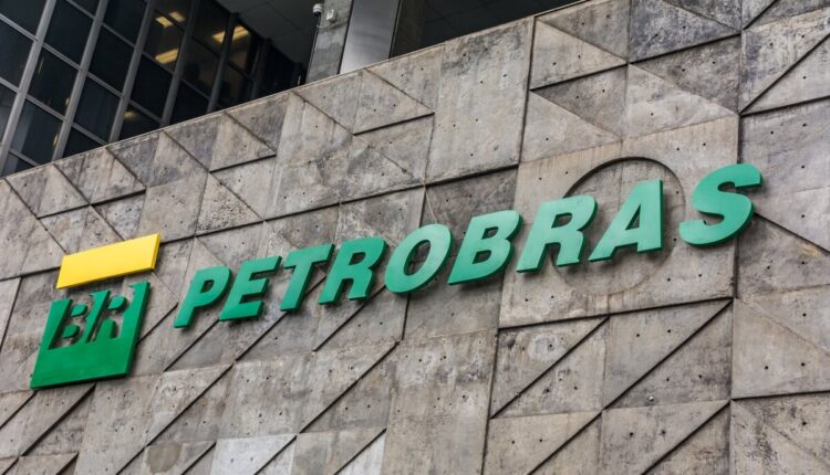 Novo CONCURSO Petrobras terá 40% das vagas para política de cotas