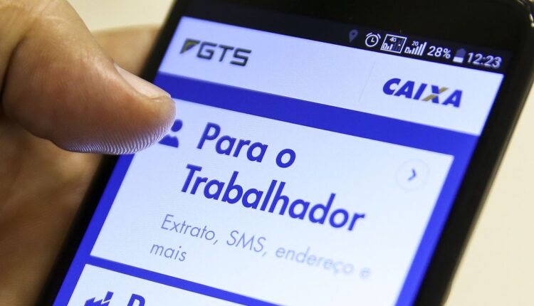 ADIADO! Julgamento que pode mudar correção do FGTS tem nova data