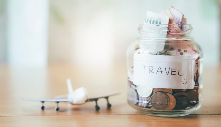 Como economizar para as férias de fim de ano?