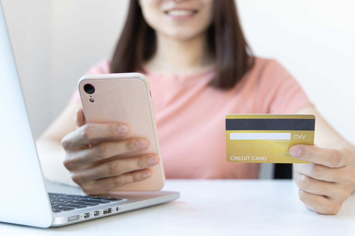 Como transferir a dívida do cartão de crédito para outro banco?