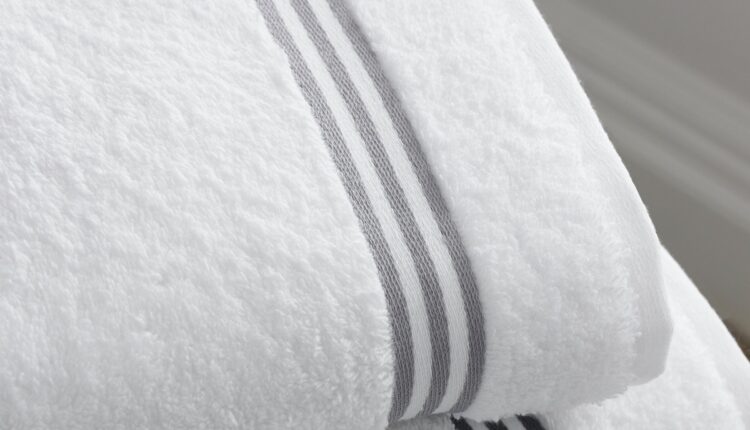Como ter toalhas fofinhas iguais as de hotéis de luxo- Reprodução Pexels