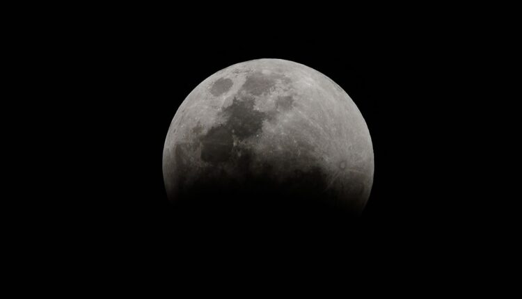 Eclipse Lunar acontece neste sábado (28); saiba como assistir