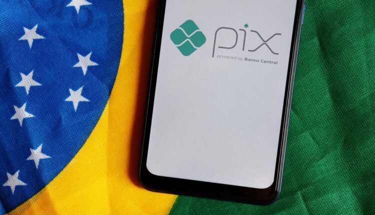 PIX está sendo utilizado cada vez mais pelos brasileiros