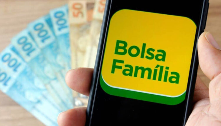 Quem tem Bolsa Família pode ter transporte público gratuito NESTA grande capital brasileira; Veja qual