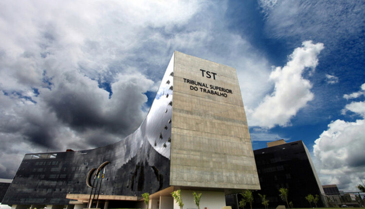 Último dia de inscrição para o CONCURSO TST com salários acima de R$ 13 MIL