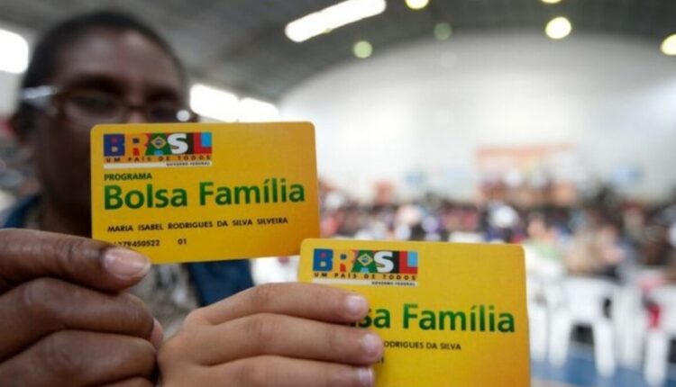 Bolsa Família: governo decide antecipar pagamentos de dezembro