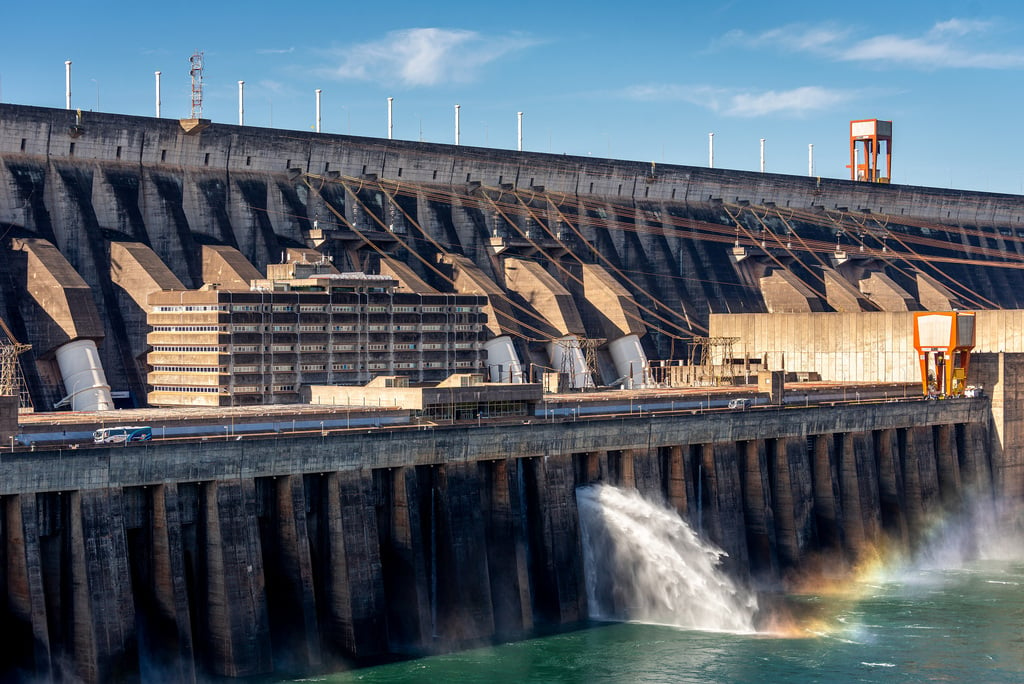 Concurso ITAIPU binacional: edital passa por mudanças importantes; confira as alterações