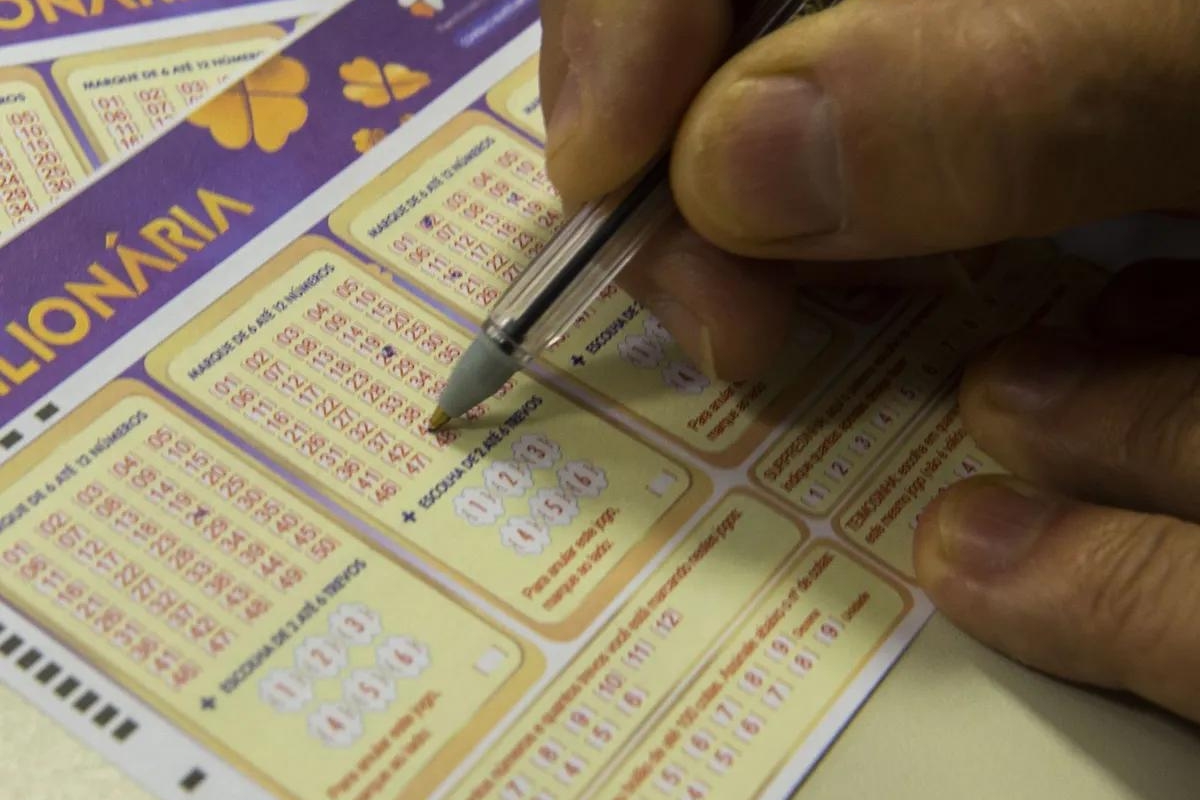 Loterias Caixa oferecem R$ 98 MILHÕES; veja como ganhar