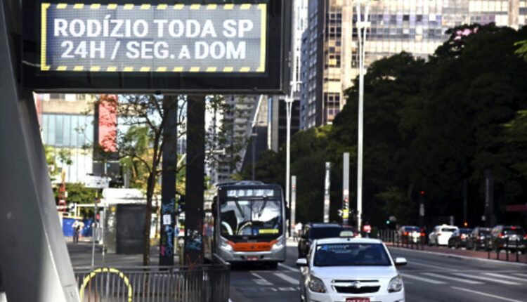 VAI TER RODÍZIO? Como ficará a situação dos CARROS no feriado em SÃO PAULO?