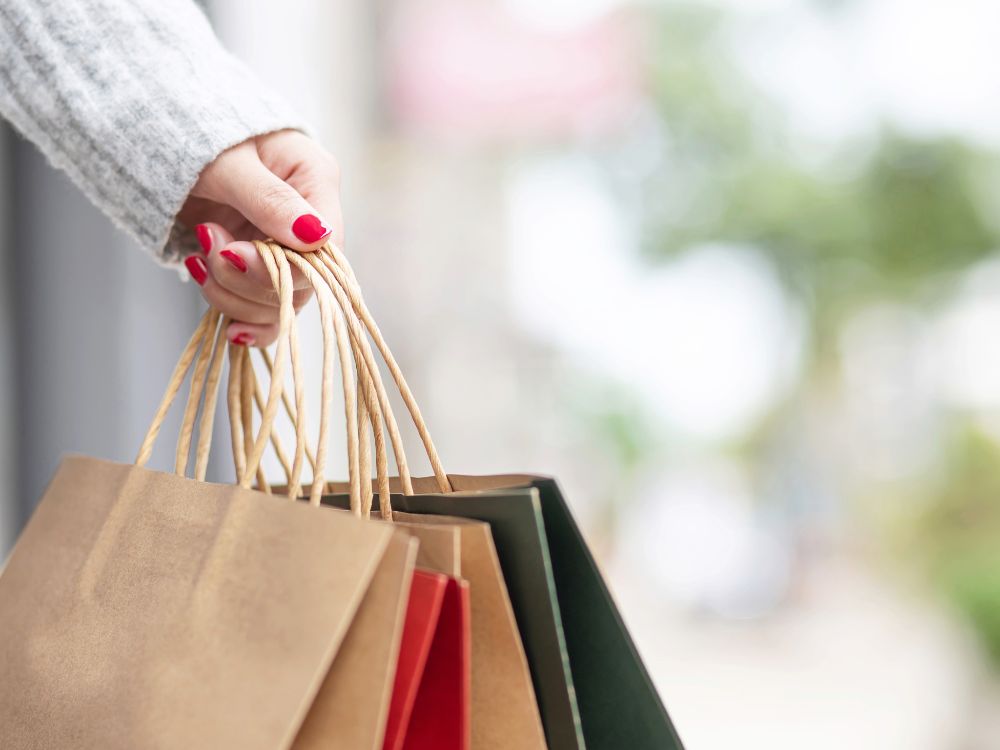 Veja dicas de como ECONOMIZAR com compras COLETIVAS