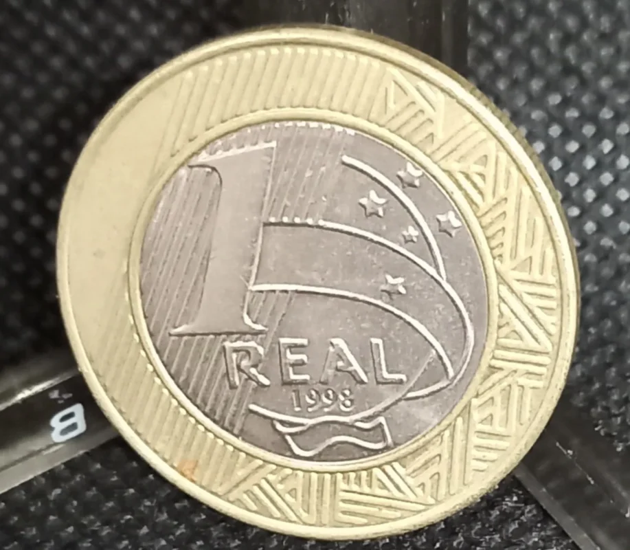 A moeda rara de 1 real que pode ser encontrada por qualquer pessoa