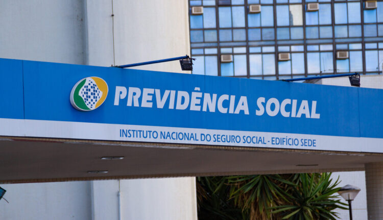 INSS: com BILHÕES de déficit, rombo da previdência social aumenta em 2023