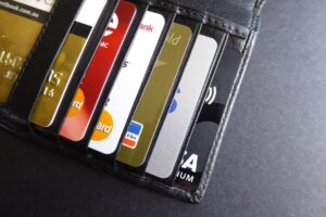 Novo limite para juros do cartão de crédito começa quando?