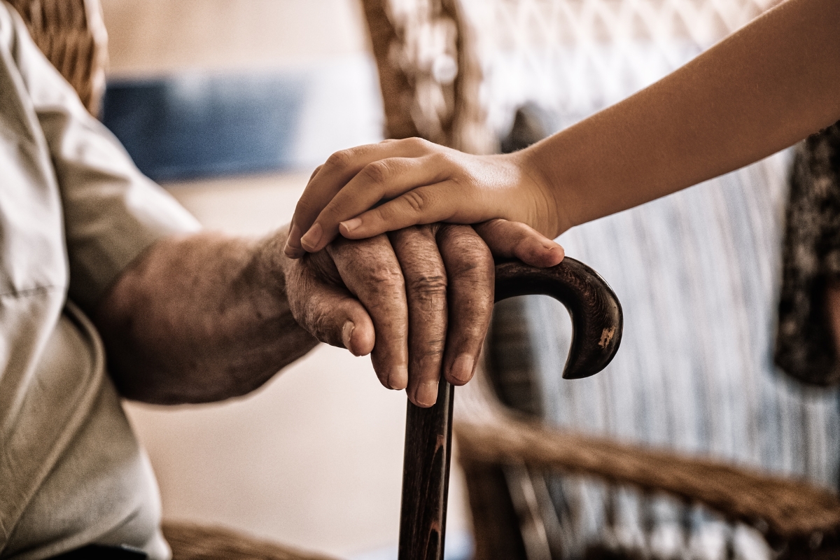 ALERTA URGENTE para idosos com benefícios terminados em 1 a 5 e 6 a 0: revisão do INSS corta pensões e aposentadorias