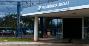 Falha no sistema do INSS: usuários em todo o Brasil enfrentam dificuldades