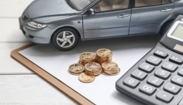 Valor médio do seguro dos carros mais vendidos CAI 25% em 2023