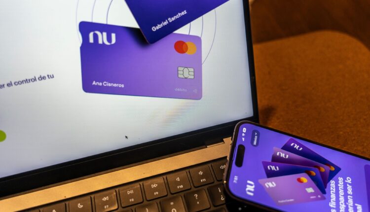 Veja como rastrear a entrega do cartão de crédito Nubank