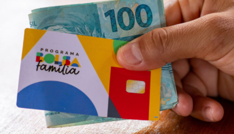 BOLSA FAMÍLIA: Parcela média supera R$ 700 em fevereiro; Veja onde