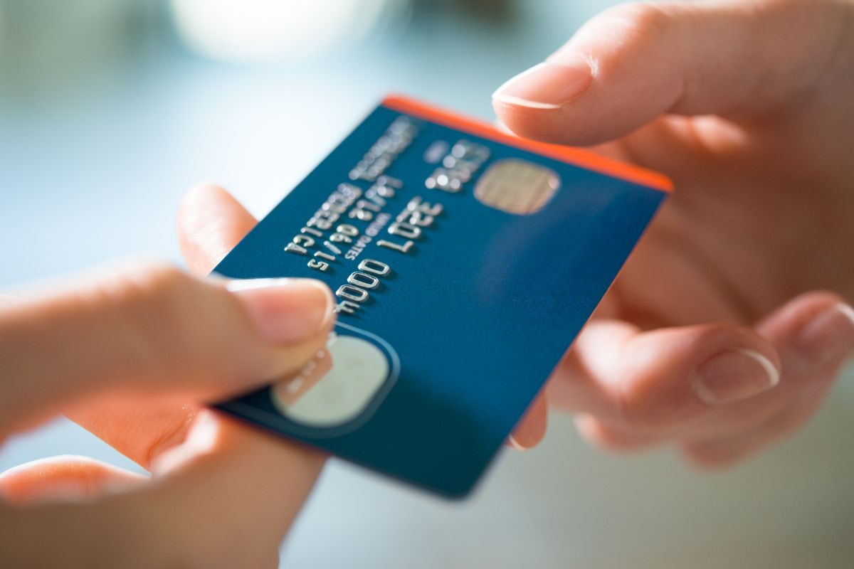 Como pagar o IPVA 2024 com cartão de crédito?