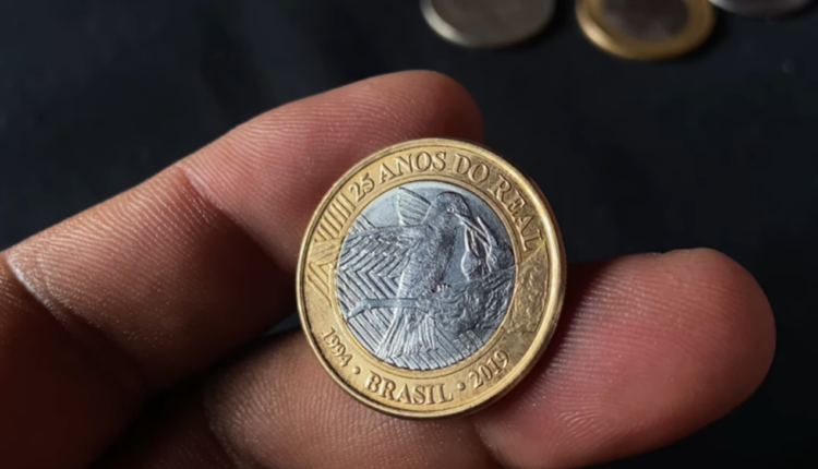 Valiosa moeda de 1 REAL do BEIJA FLOR