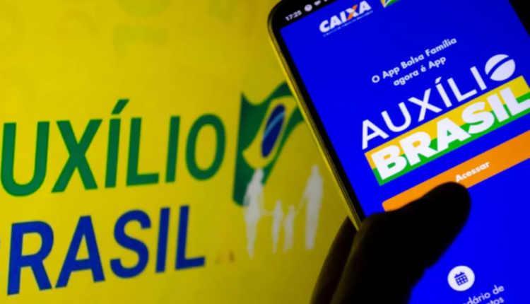 Auxílio Brasil: 21 milhões de brasileiros receberão pagamentos em março
