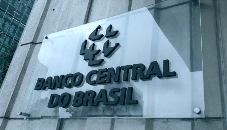 Banco Central pode reduzir taxa Selic nesta semana. Entenda impacto para seu bolso