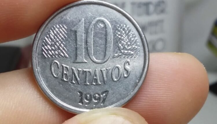 Inacreditável! Moeda especial de 10 centavos 1997 é SUPER cobiçada na numismática. Você tem na carteira?
