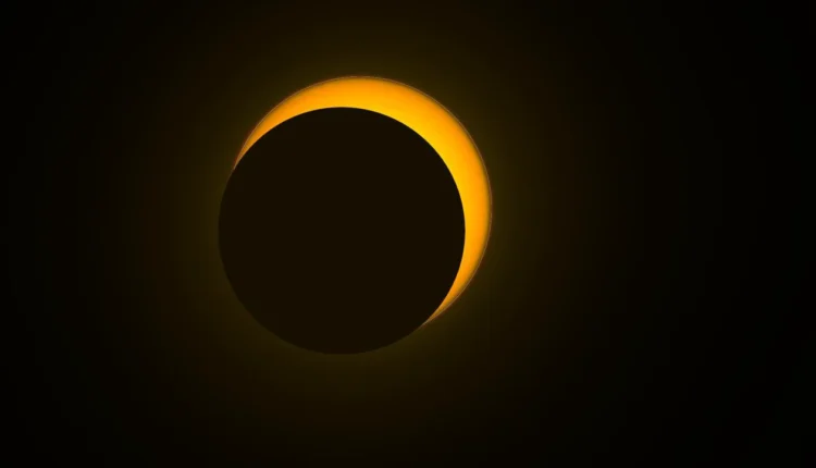 Como acompanhar ao vivo o eclipse solar da segunda-feira, 8?