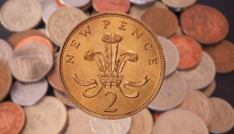 Uma simples moeda rara de aproximadamente 12 centavos do Reino Unido pode ser vendida por até R$ 6 mil no mercado de colecionadores.