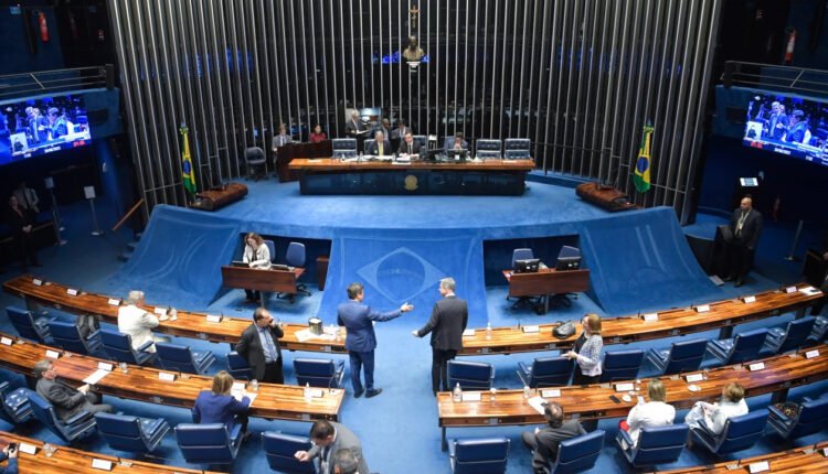 Senado aprova aumento da faixa de isenção do Imposto de Renda