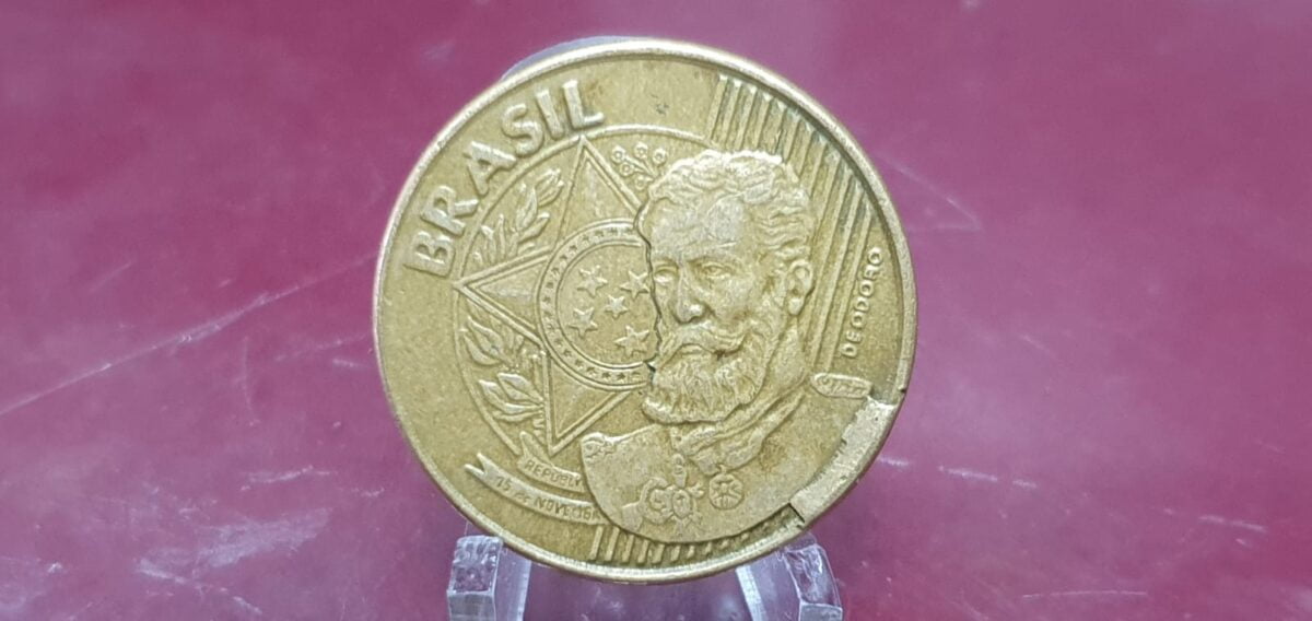 Três das moedas mais raras de 25 centavos já valem R$ 360 agora. Veja como identificar