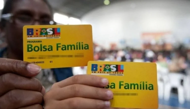 Bolsa Família adianta pagamento de R$672,74 nesta sexta (17); veja quem recebe