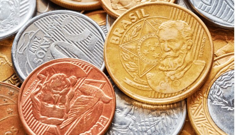 Conheça algumas das moedas raras mais procuradas no Brasil e descubra se você não tem um tesouro escondido!