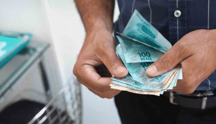 Governo divulga calendário de pagamento de Pix de R$ 200 para CPFs finais 0, 1, 2, 3, 4, 5 até o 9